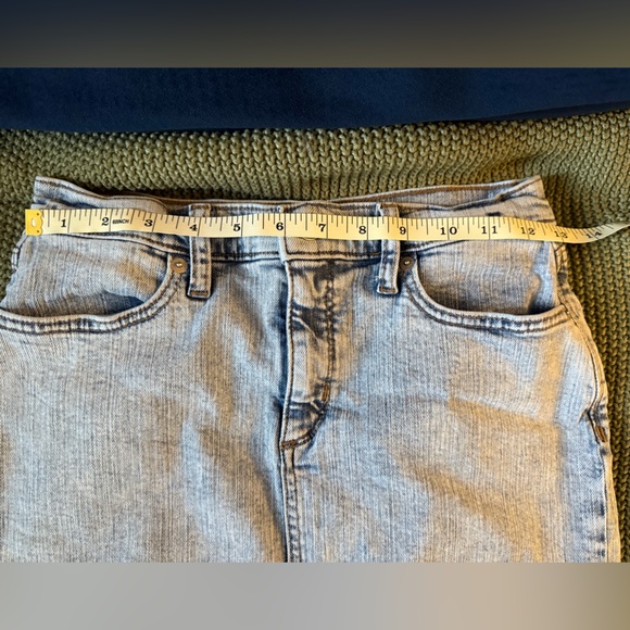 Banana Republic Denim Skirt - Picture 5 of 7